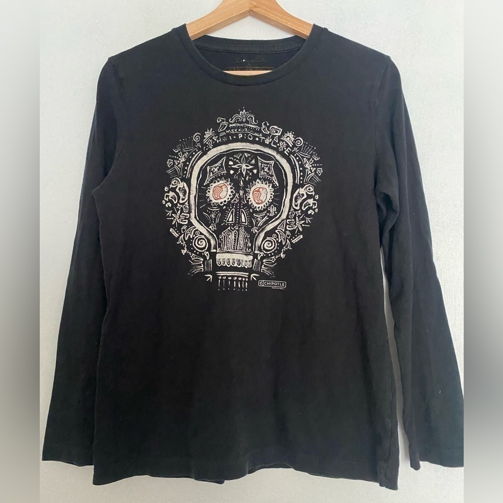 CHIPOTLE HALLOWEEN SKULL LONG SLEEVE EMPLOYEE SHIRT SIZE LARGE